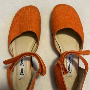 Bisou- Bisou ankle strap shoes. Womens size 7.5.
